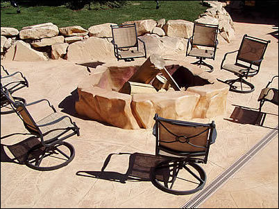 Concrete Patio with Fire Pit Designs