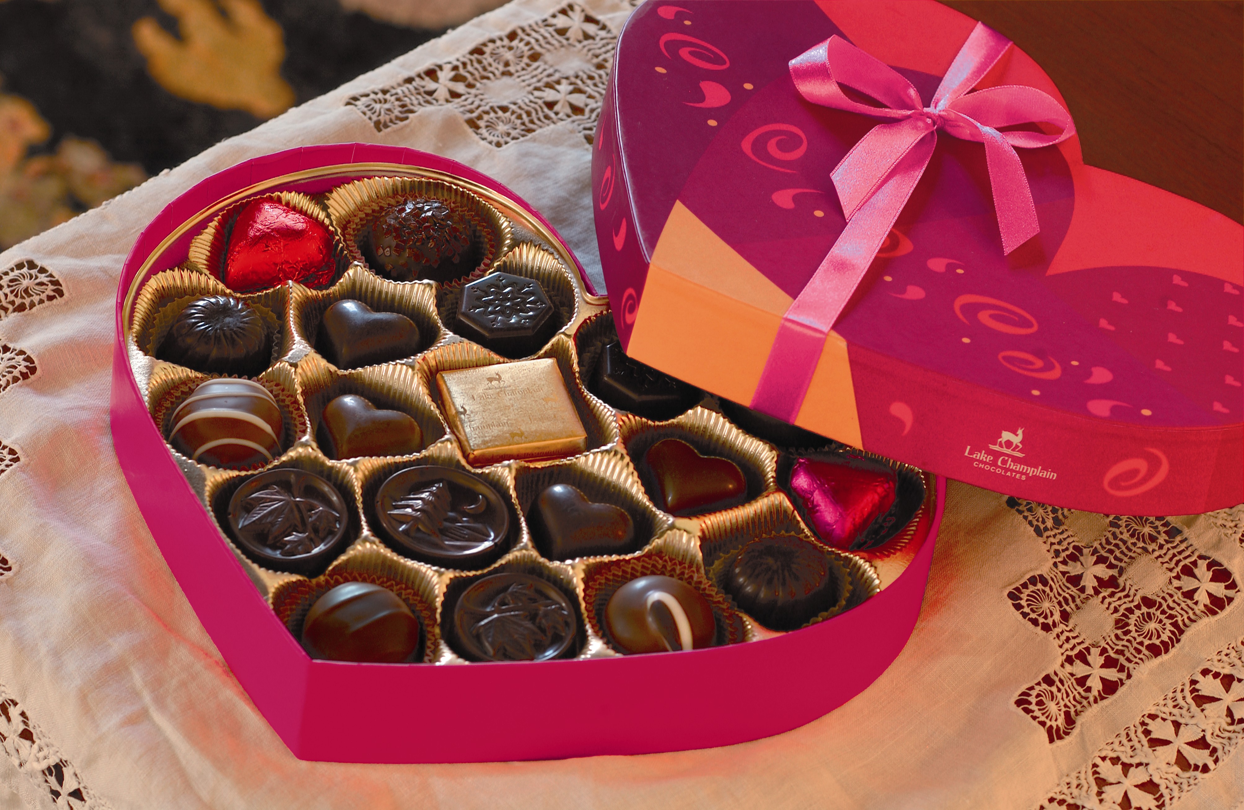 Valentine Heart Box Of Chocolates 2014 - Valentines Day Card Ideas