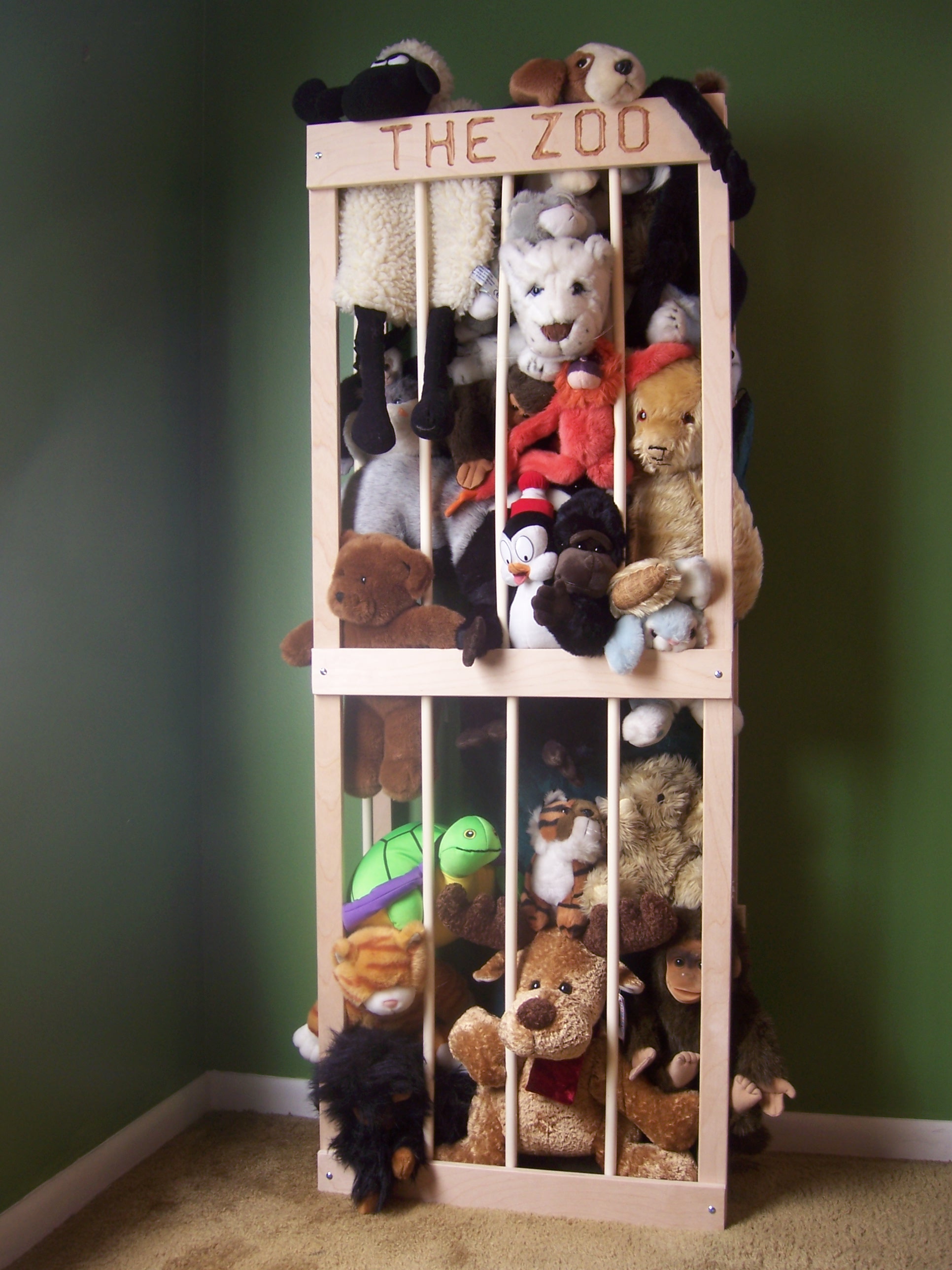 Homeless Stuffed Animals Find Shelter in 'The Zoo' -- An Innovative New