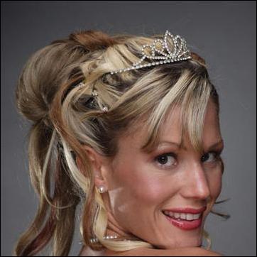 Bridal Hair With Extensions. Hot Wedding Hair Trends:
