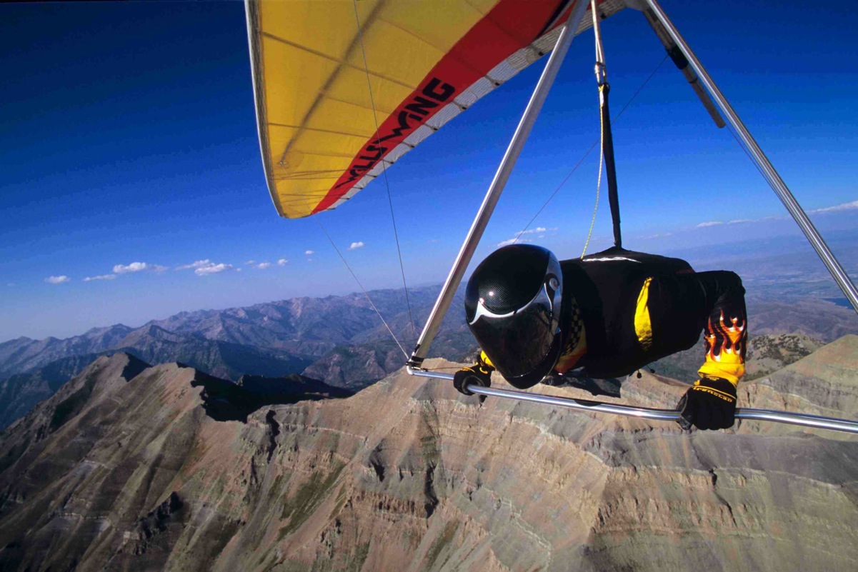 extreme hang gliding