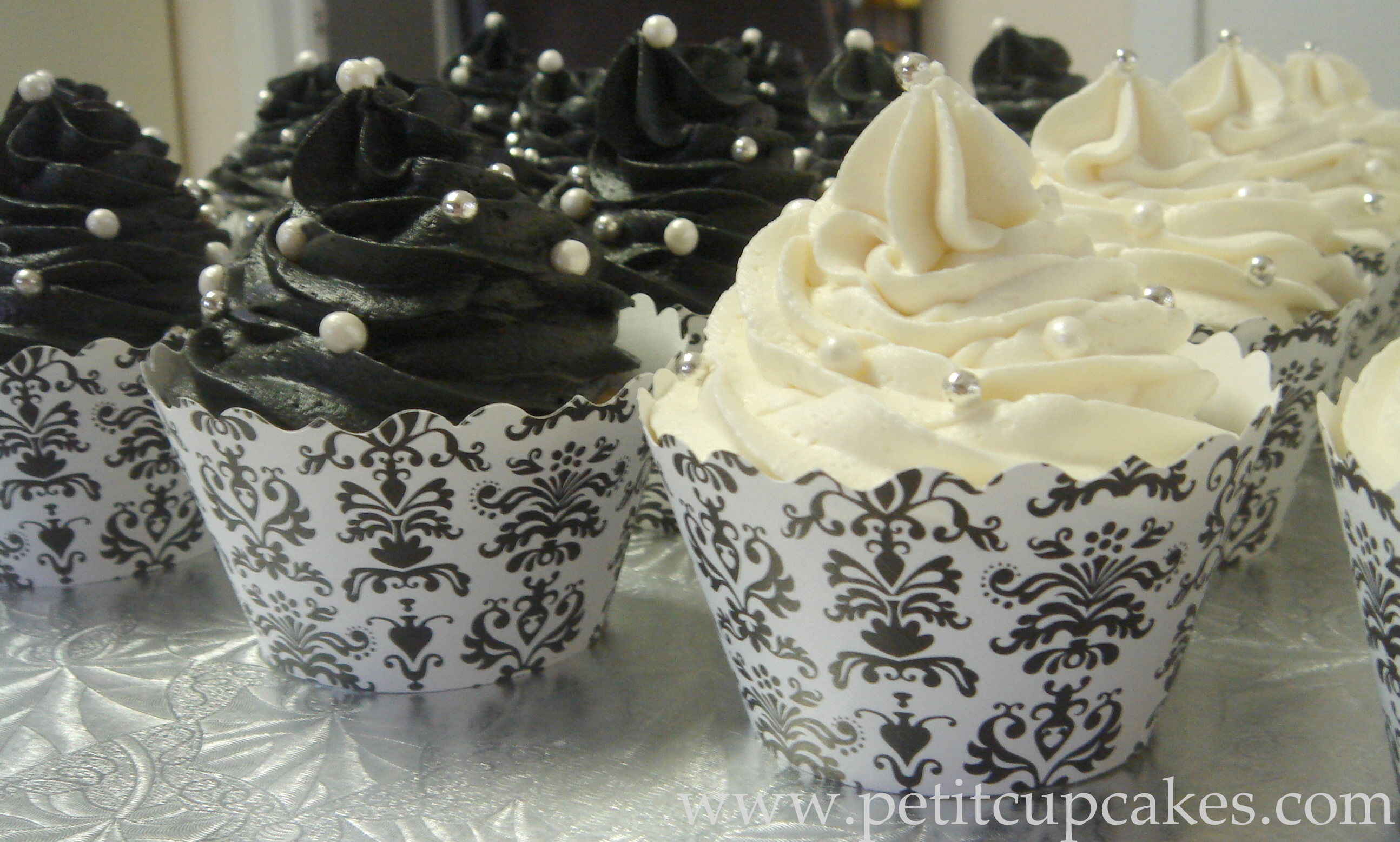 Damask Cupcakes