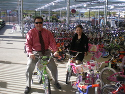 nQueue Billback donates bikes to Toys for Tots