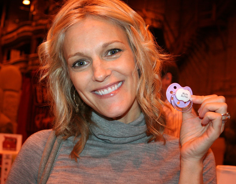 MyPacifier Personalized Pacifiers a hit with Hollywood Stars at pre