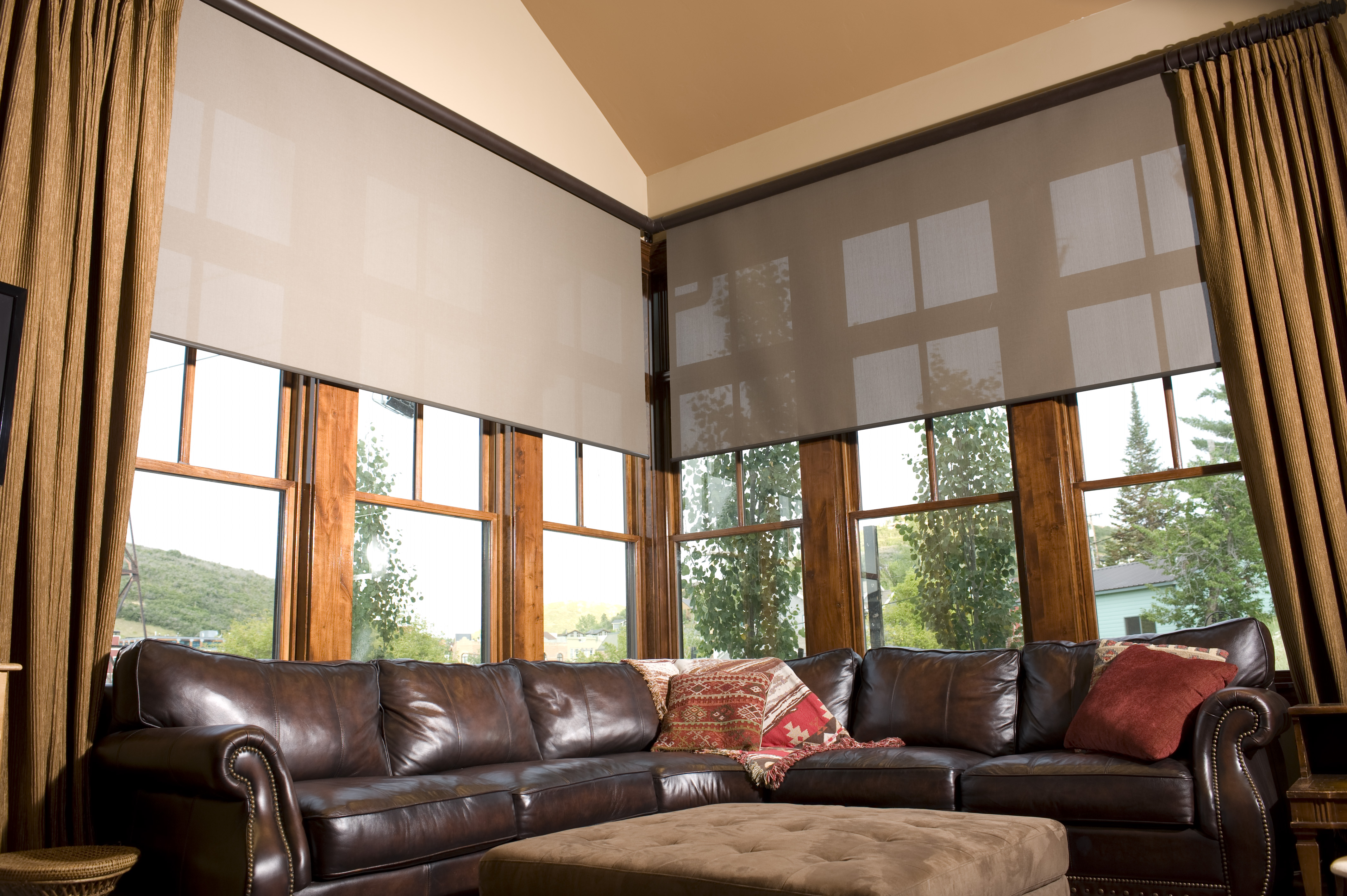 8+ Amazing Floor to Ceiling Windows Ideas in Modern