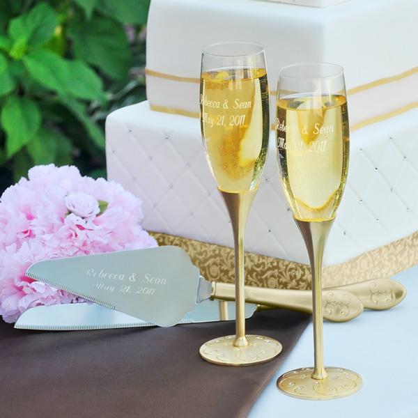 Gold Parisian Romance Champagne Flutes Cake Server Set