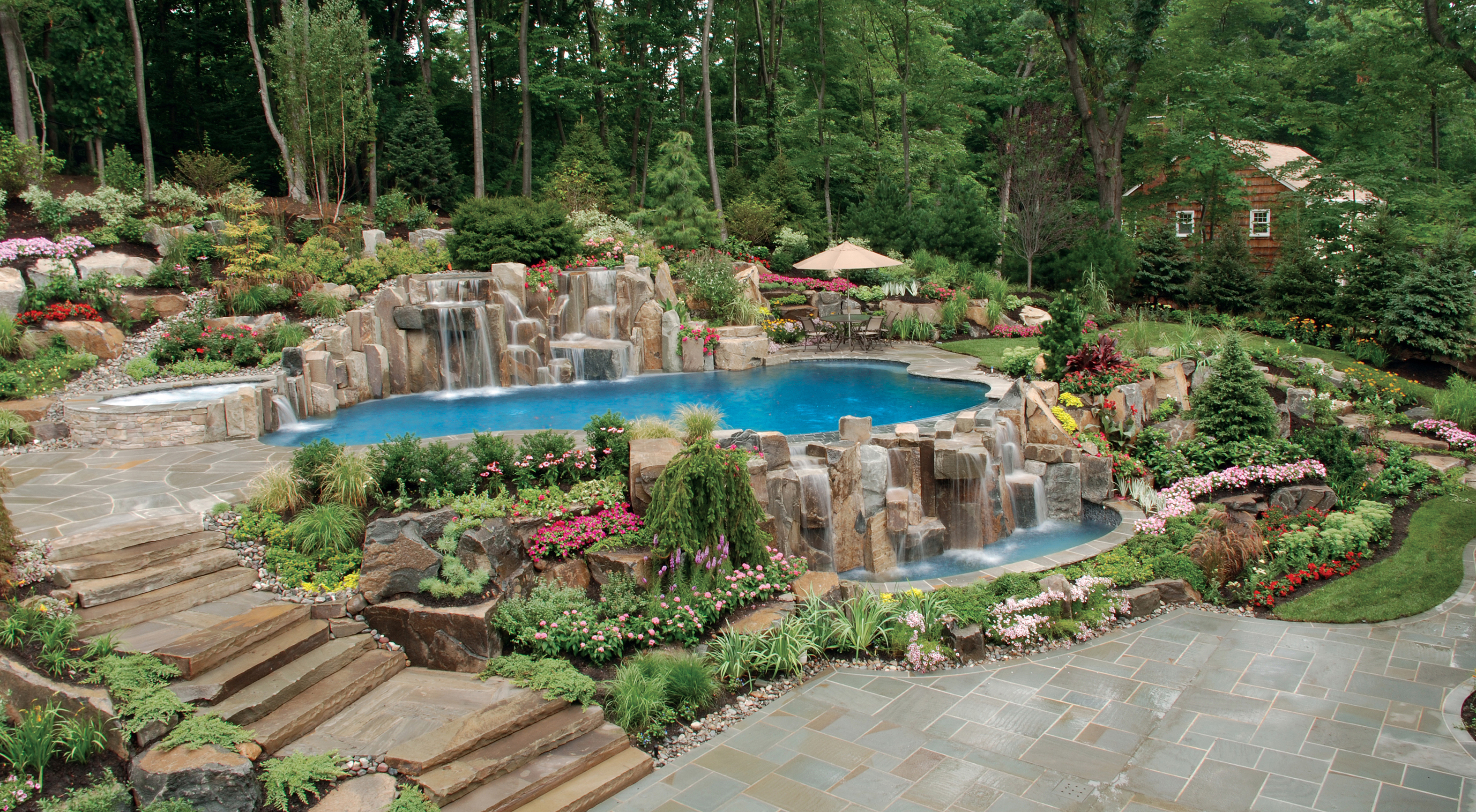 pool project the hardscape completes the vanishing edge swimming pool 