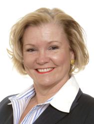 Debbie Qaqish color headshot