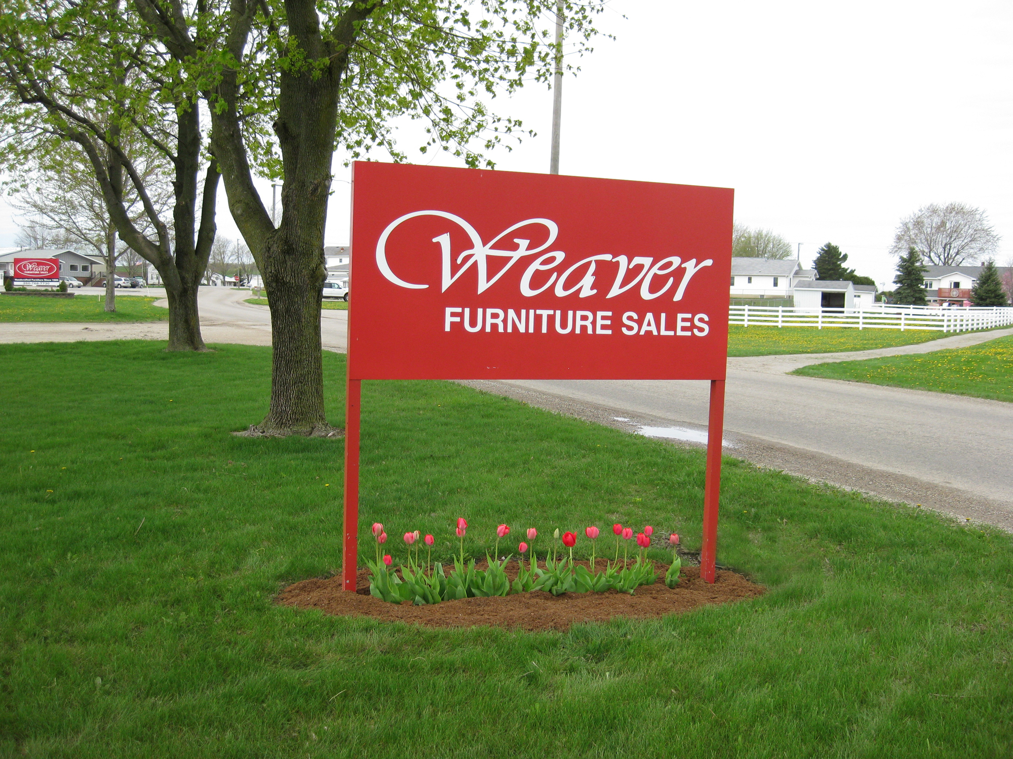 Weaver Furniture Sales And Shipshewana Community Welcome Visitors