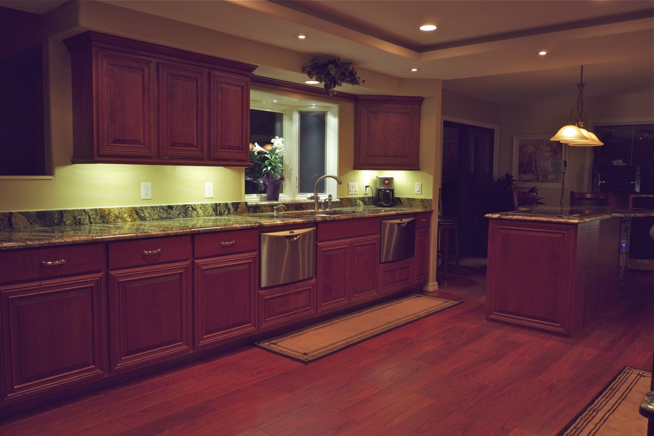 Kitchen Cabinet Lighting Led