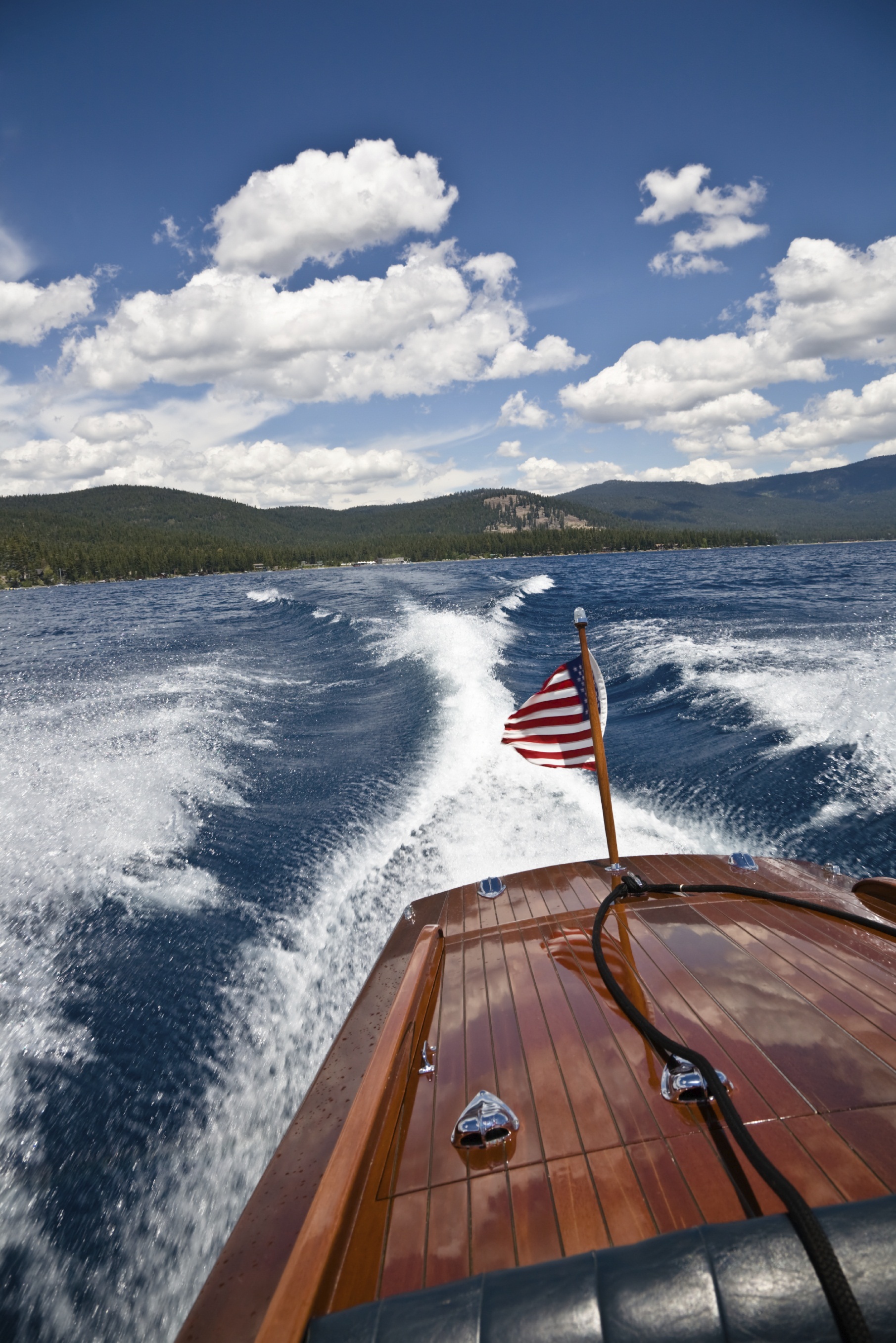 lake tahoe boat