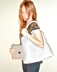 ipad carrying case, shoe tote, wine tote, best city bag, oscar and anna, versatile new handbag