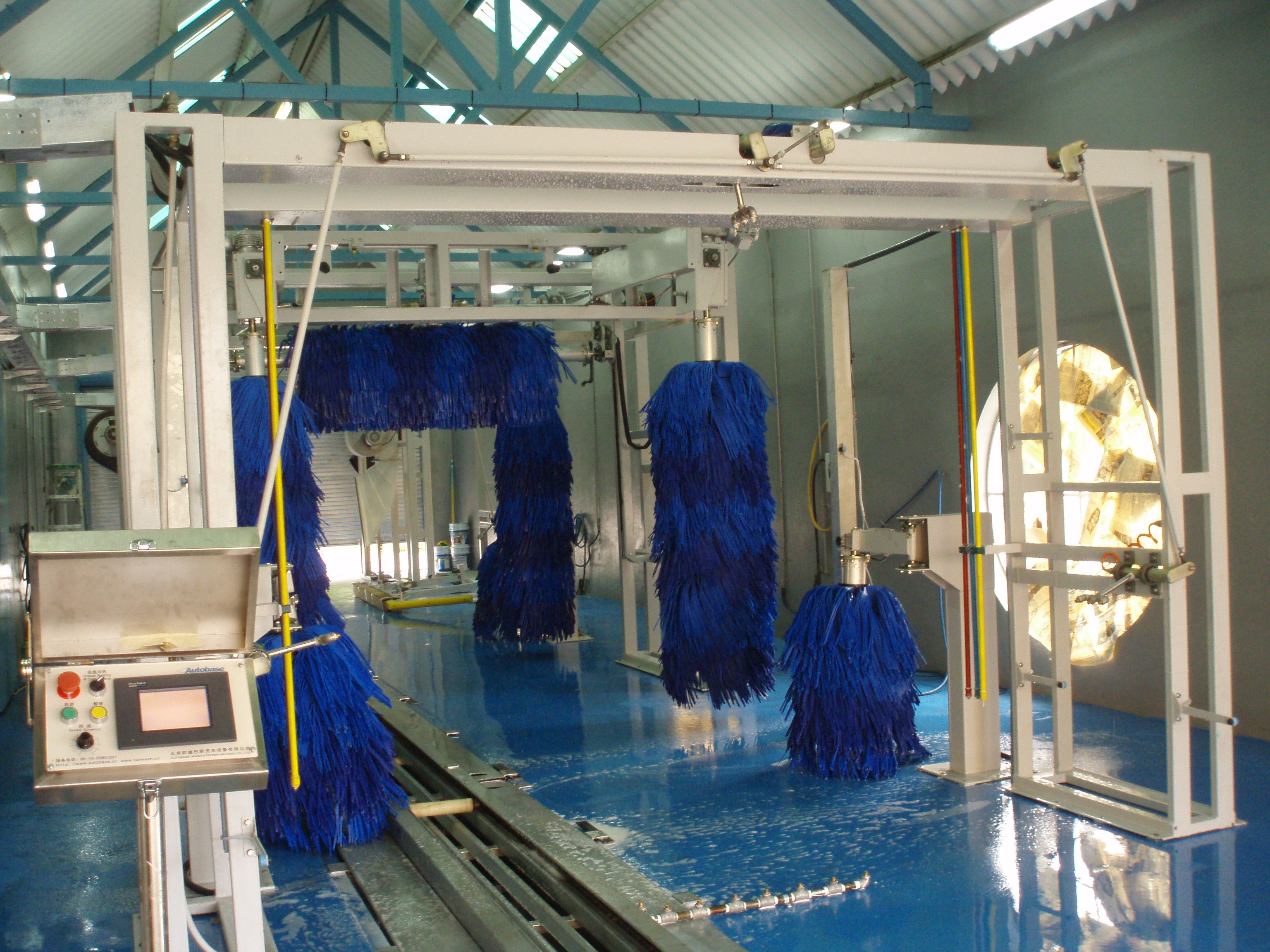 AUTOBASE New Tunnel Car Wash Machine Turns a New Leaf of World Car Wash