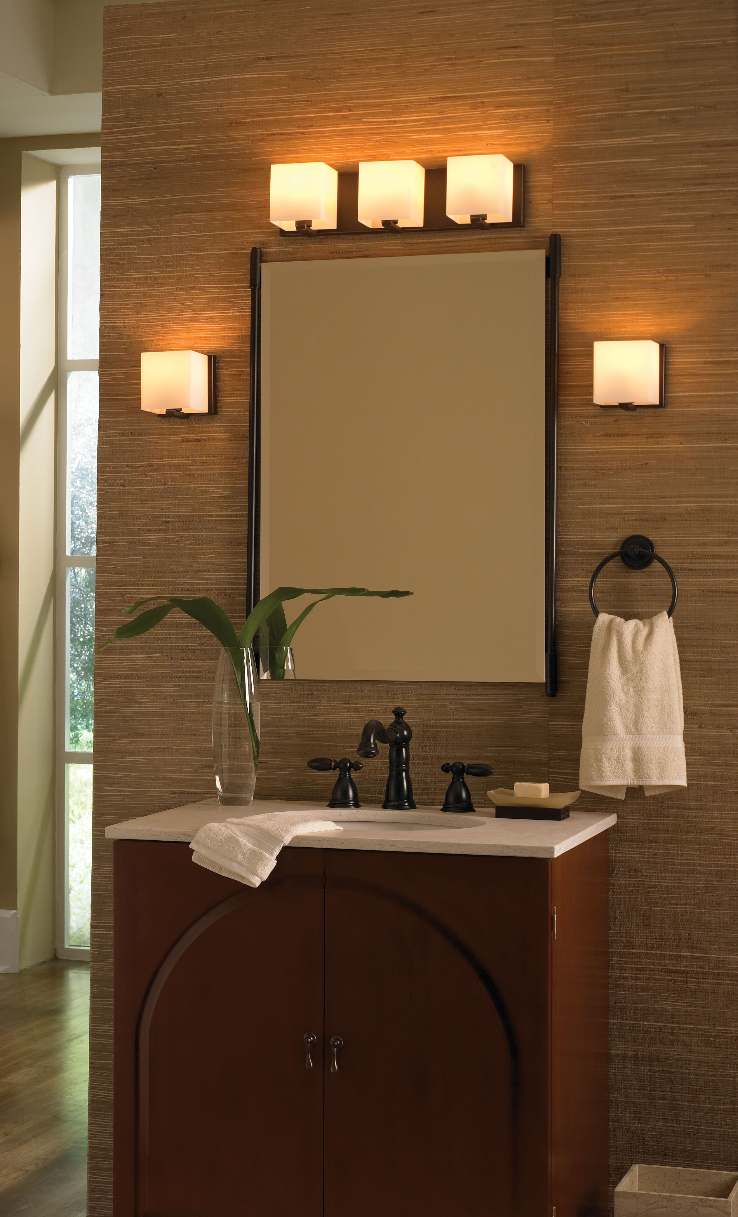 Bathroom Vanity Lighting Design Ideas