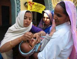 Child in India receiving his polio vaccine