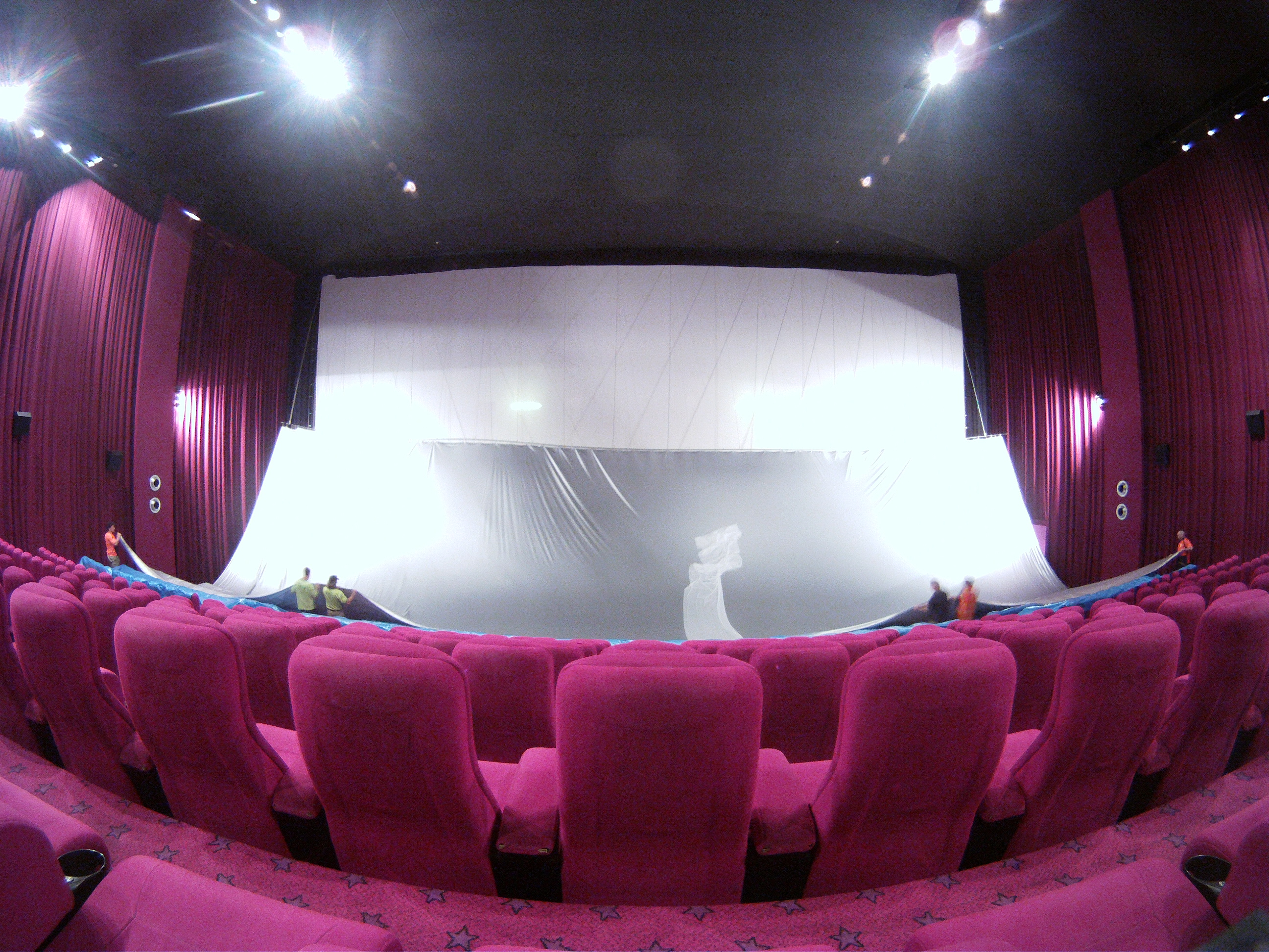 Specialty Cinema Installs one of Australia’s Largest Cinema Screens