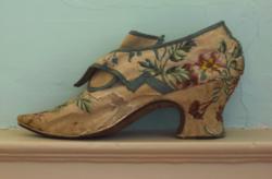 London Lady's Shoe c. 1740 from Strawbery Banke Museum