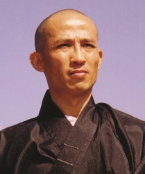 Shi DeRu the head master