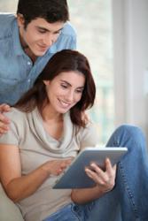 couple-completing-ivf4u-report