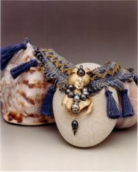 Le Noble Des Dunes by Patrick Jerer, Winner of International Tahitian Pearl Trophy award