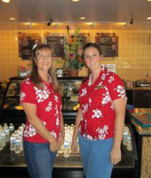 Kris Nelson and Kari Smedley: Owner of the new Maui Wowi Hawaiian Store in Temecula, California