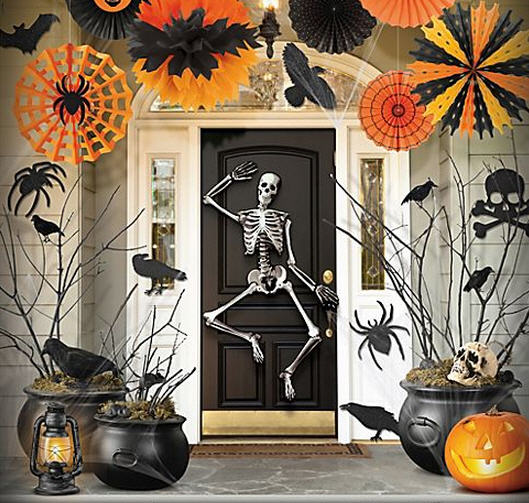 Haunt the Halls In Spooky Style with Halloween Party Ideas from Party City