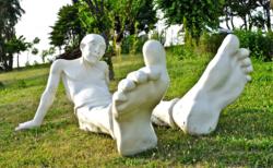 la sculpture Bigfoot a disparu de la place publique de Carla Bayle