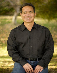 Dr. Craft offers cosmetic and general dentistry procedures to the Encinitas, CA community.