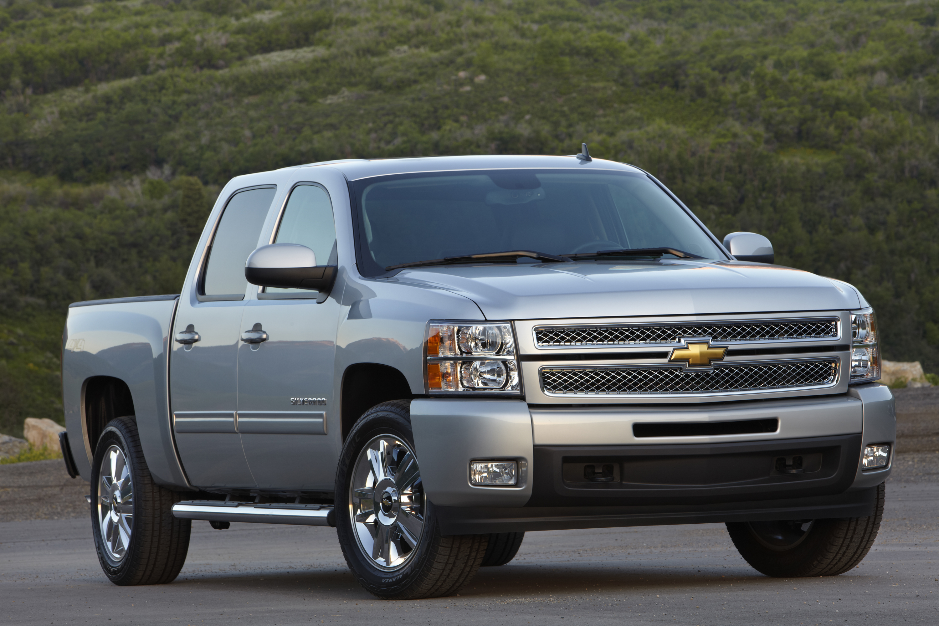 orange-county-drivers-save-big-during-chevy-truck-month-at-guaranty