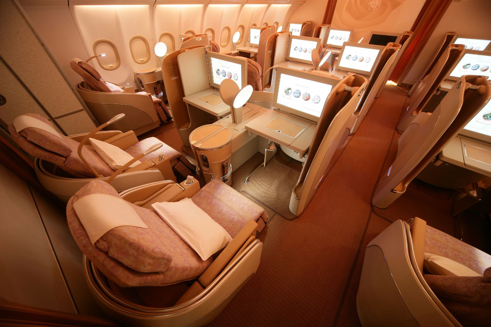 I Fly First Class Announces Top 10 Best Seats in First Class Cabin