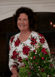 Linda's Fresh NH Christmas Wreaths and Boxwood Christmas Trees