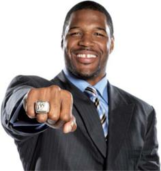 Michael Strahan will host the 2013 Bullseye Event Group Super Bowl Ultimate Tailgate