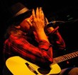 Eric Sommer Plays Cheap Guitars, Pawn Shop Amplifiers and Well-Worn...
