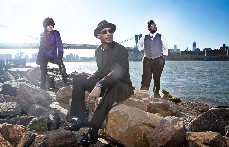 drummer-omar-hakim-brings-the-trio-of-oz-to-milwaukee-supported-by