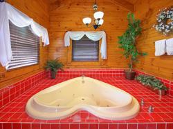 Gatlinburg S Cabins Of The Smoky Mountains Offers Romantic