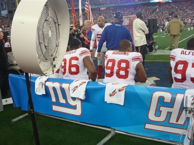 Big Fogg Providing Misting Fans For Both Ravens And 49ers At Super Bowl Xlvii