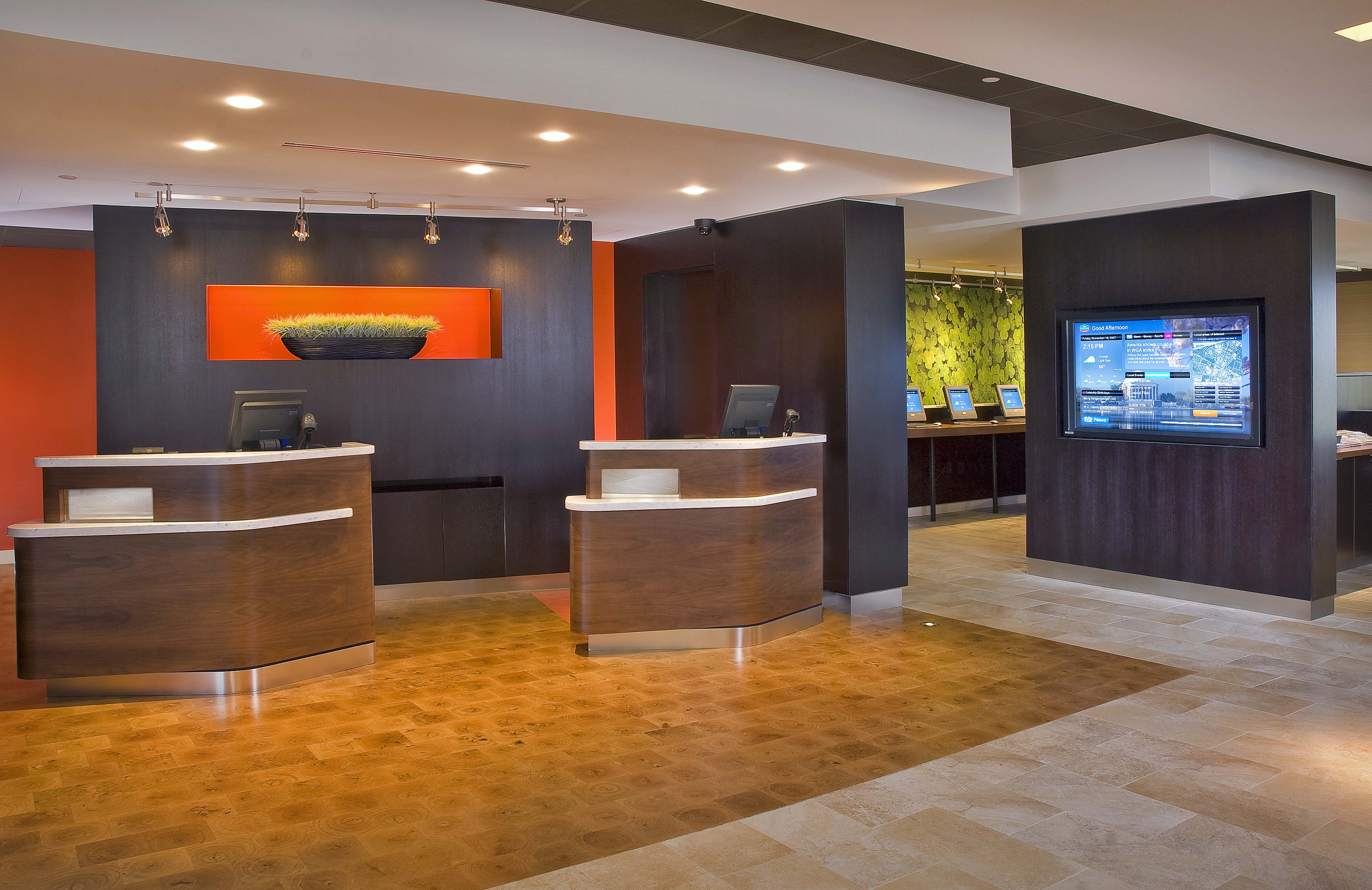 Courtyard Hotel Oakland  Completes Major Renovation Lobby