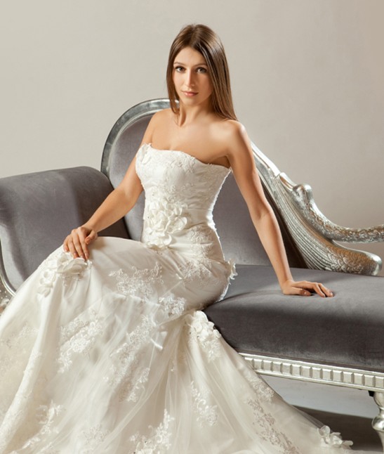 InWeddingDress.com: Custom Alterations Service Makes Dream Dress Easier