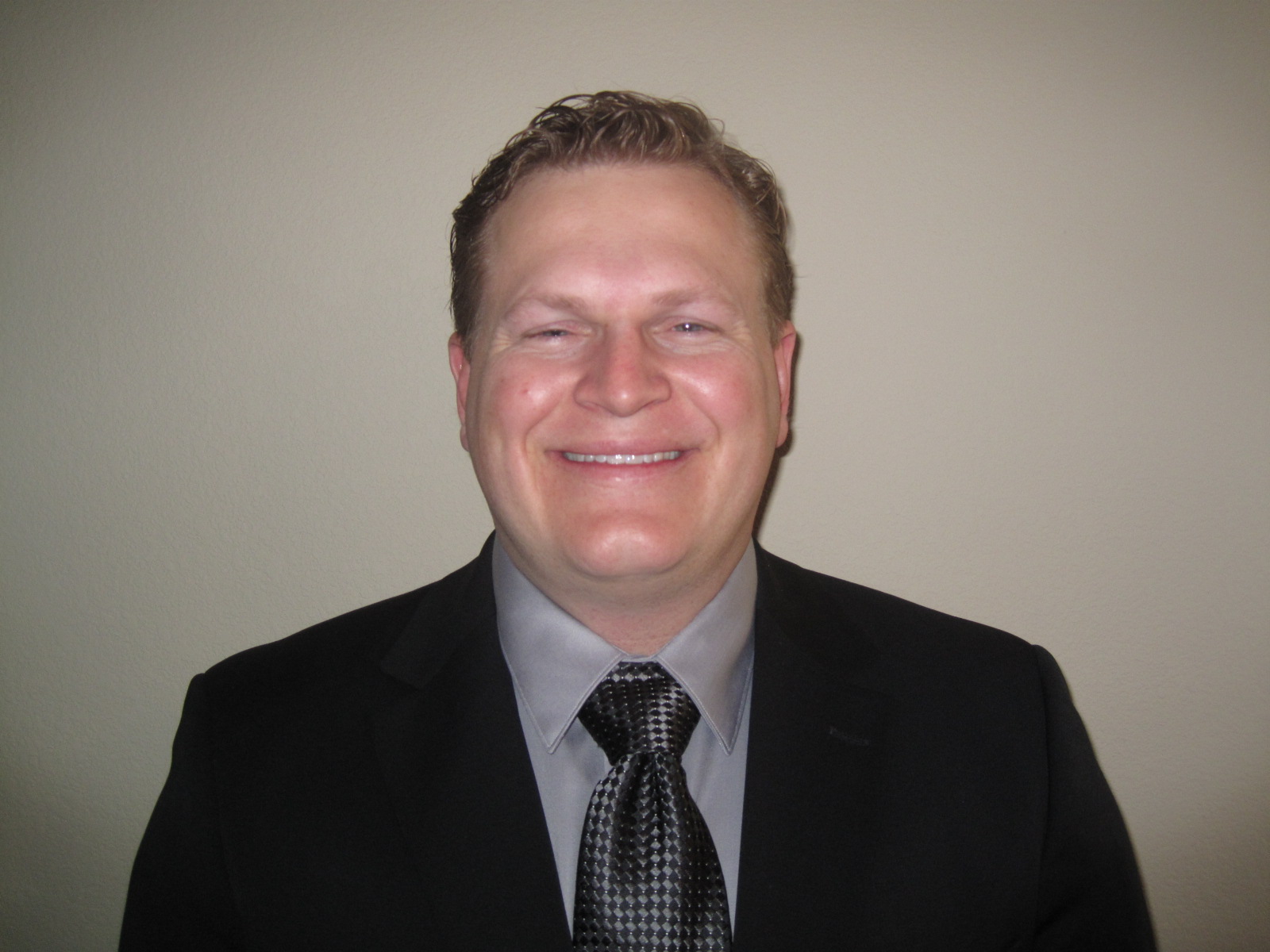 Oral Surgeon Matt Murray Joins SmileCare in Bakersfield, Fresno and Modesto