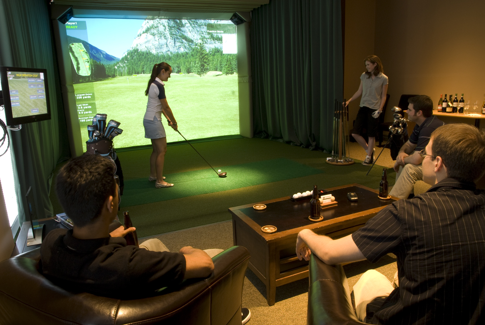Student Housing Goes High Tech With HD Golf Simulators