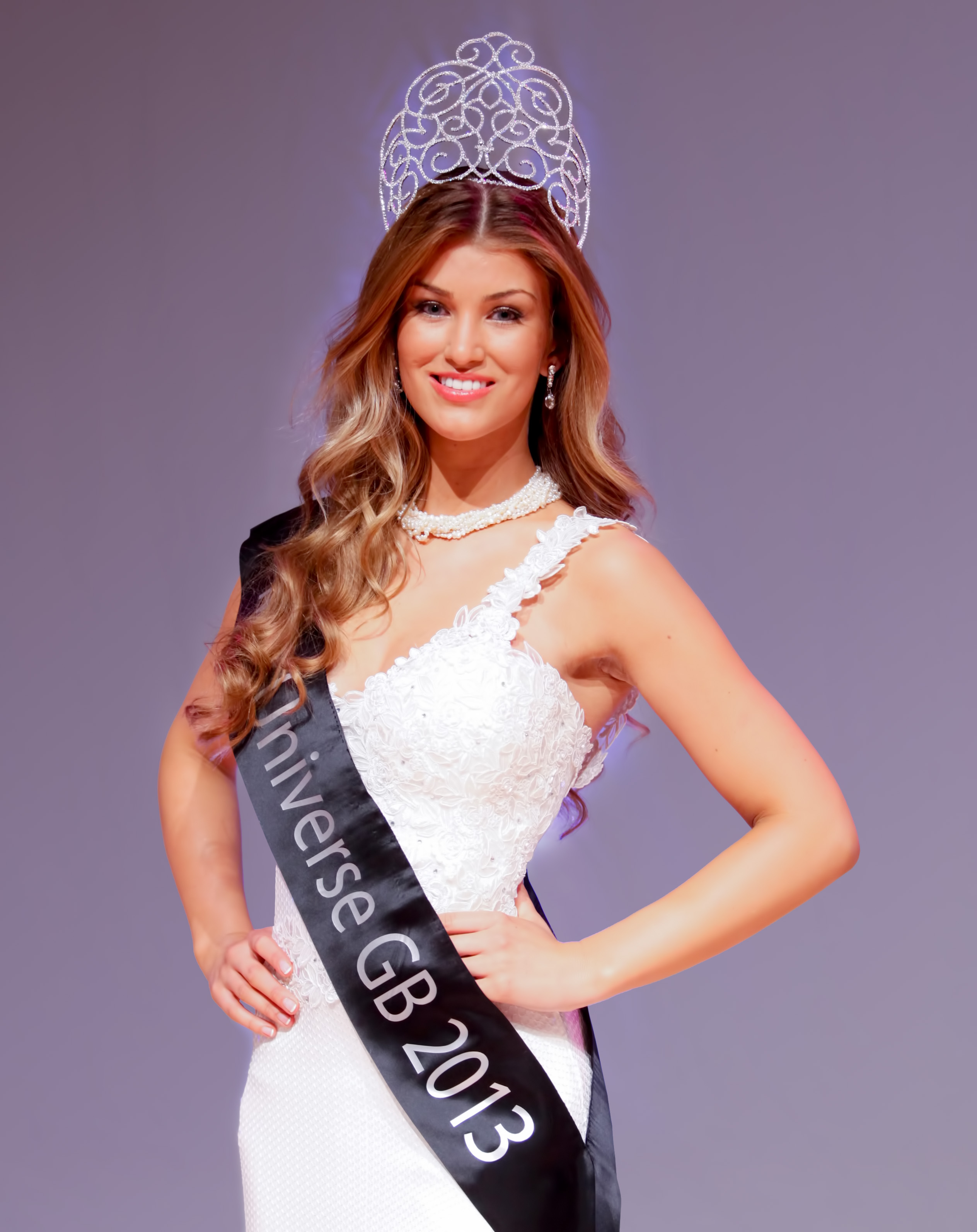 Bristol beauty Amy Willerton is crowned Miss Universe GB 2013 and