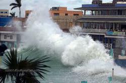 hurricane image approaching florida coast