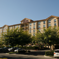 Hampton Inn & Suites by Hilton Anaheim Hotel