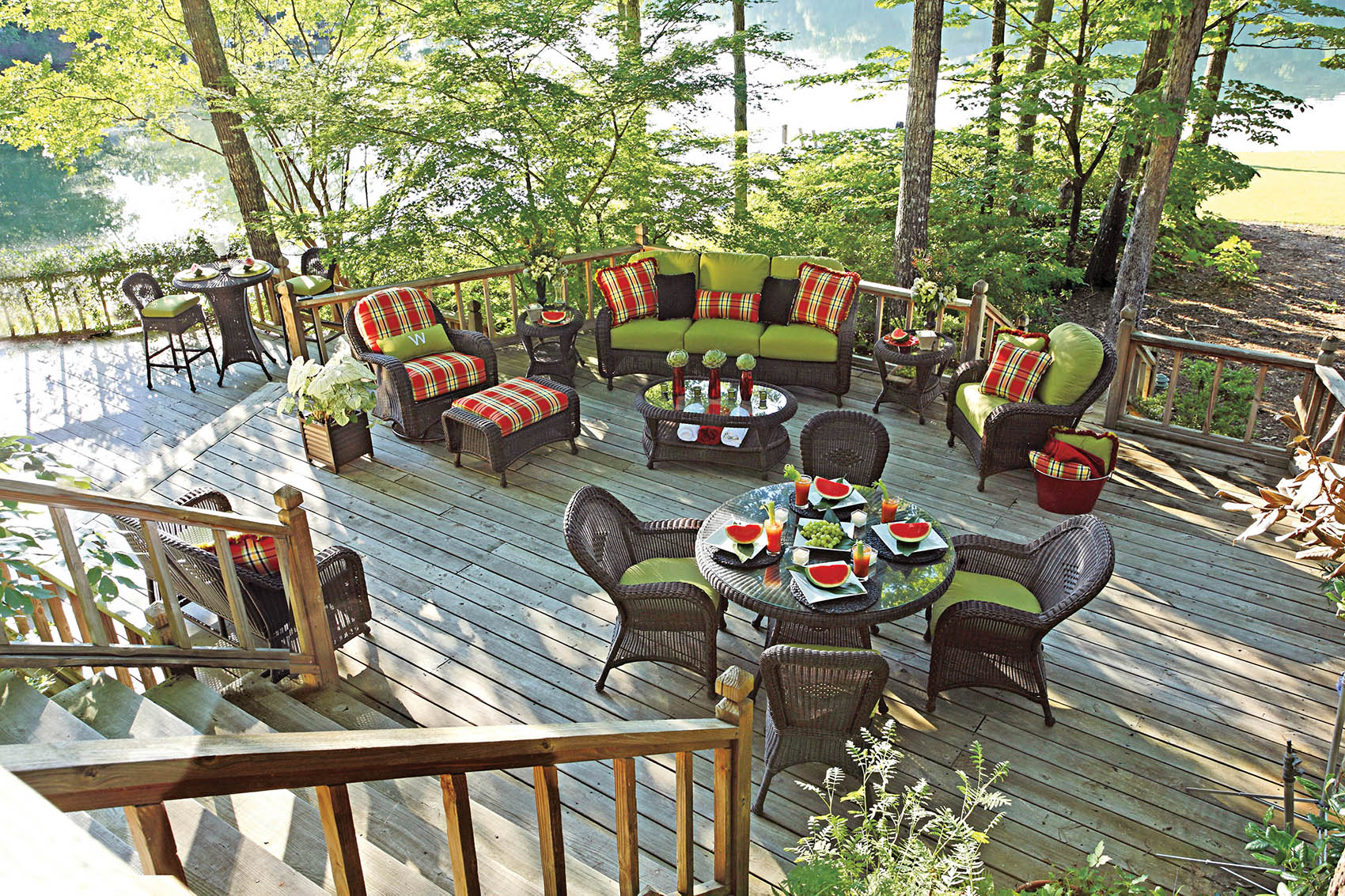 Leading US Outdoor Furniture Brand Signs Franchise ...