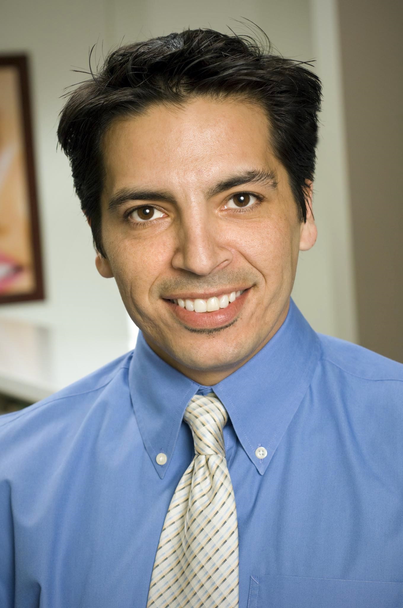 Woodland Hills Cosmetic Dentist, Dr. Irani, Now Offers Special