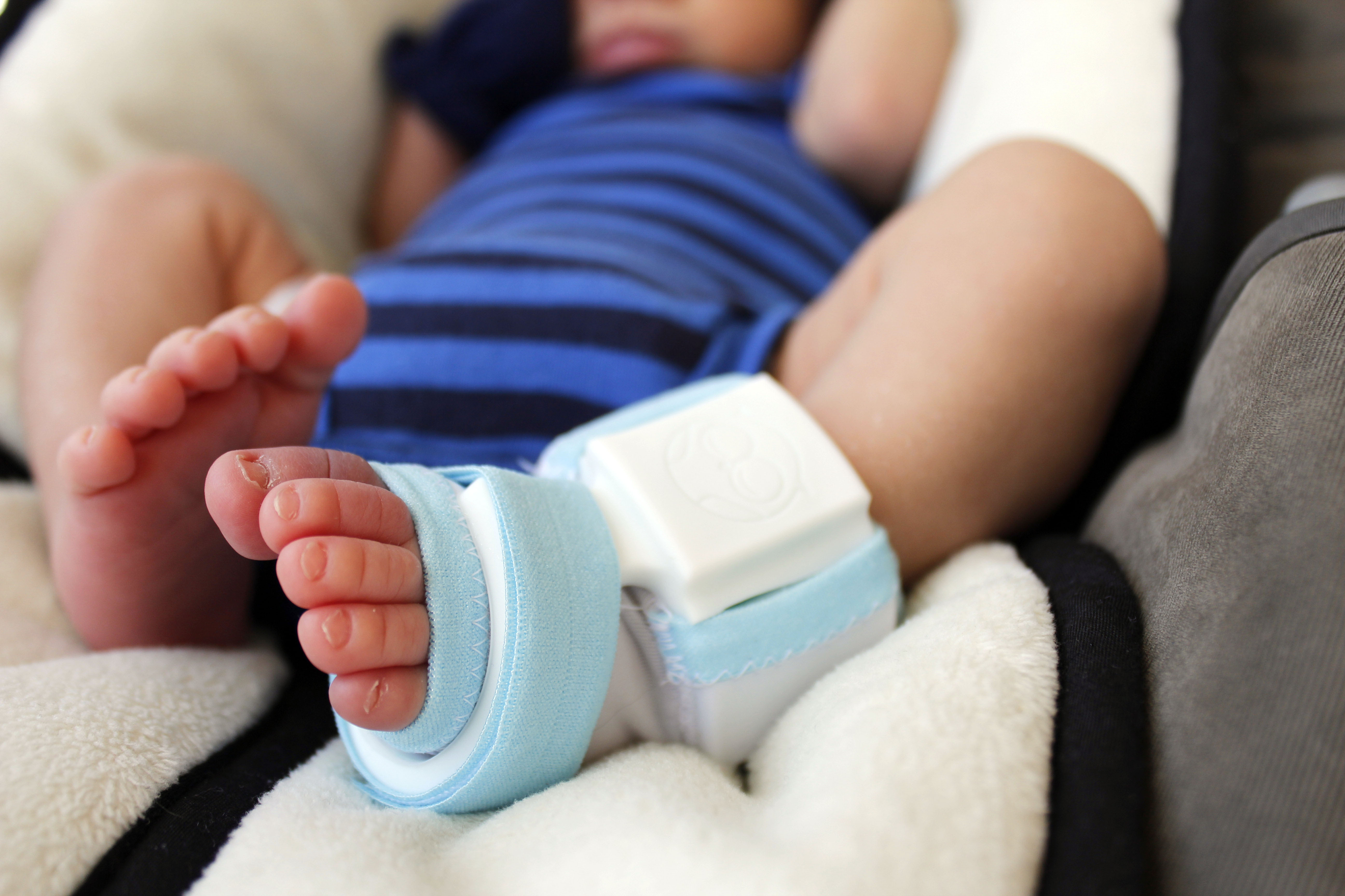 Oxygen And Heart Rate Baby Monitor Meets 100k Crowdfunding Goal Next 