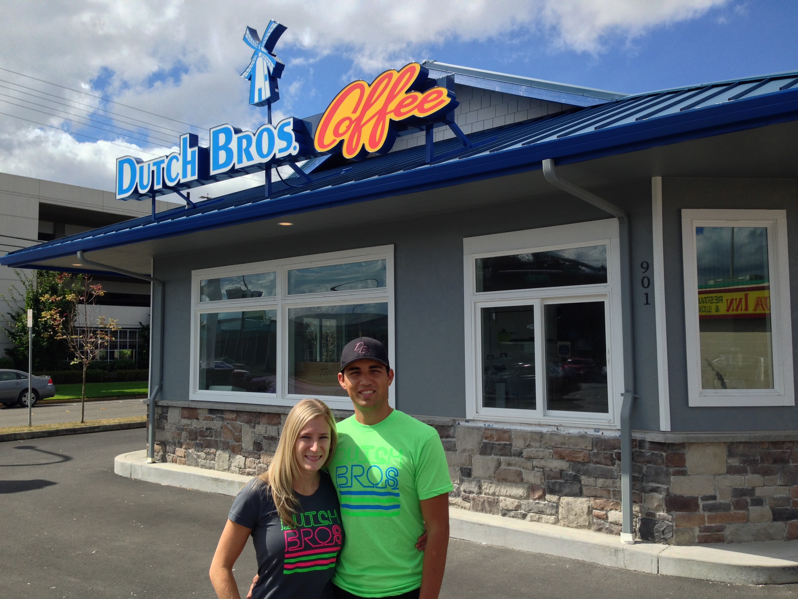 Longview Dutch Bros. Coffee Focuses on Community at KickOff
