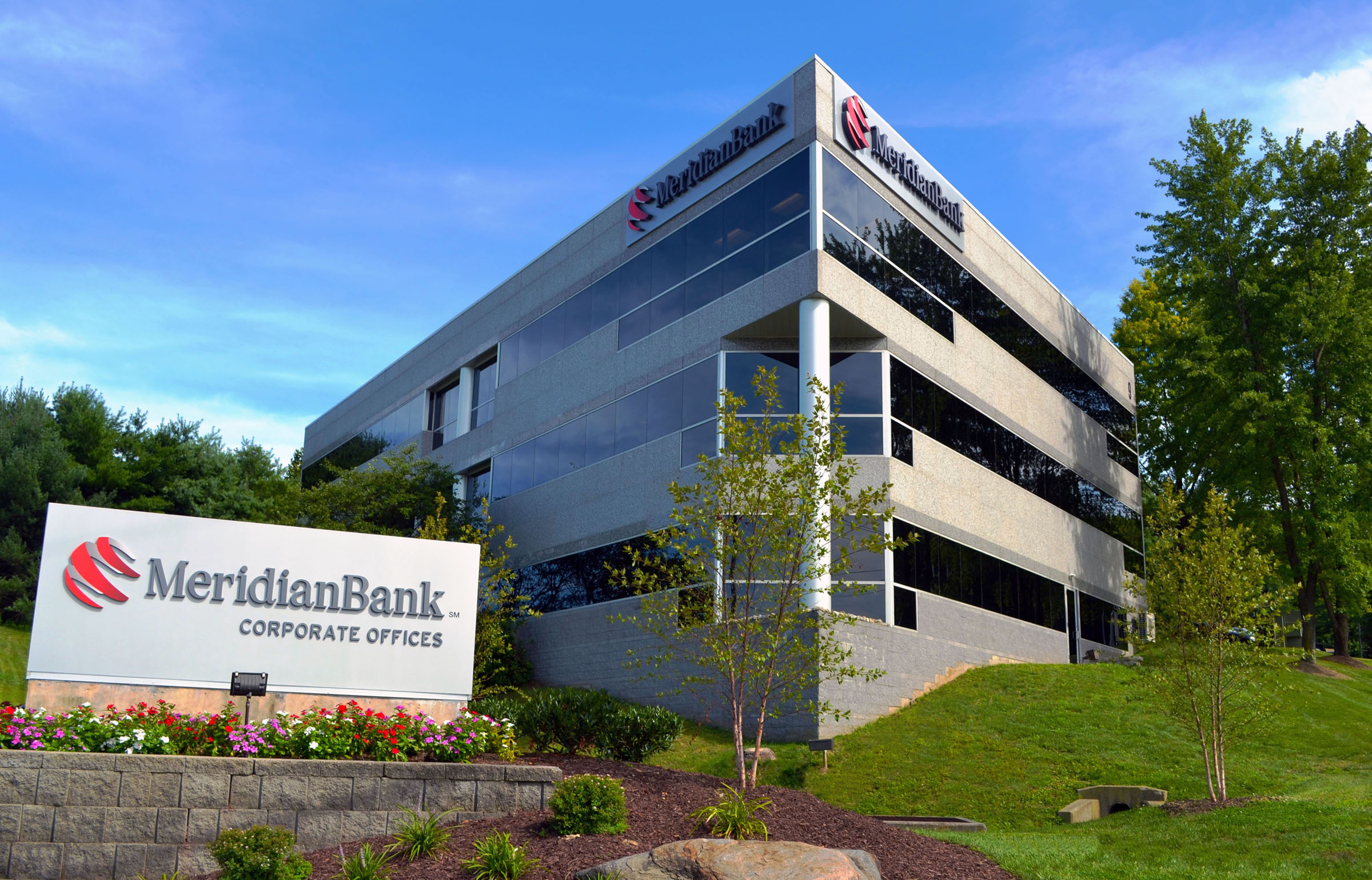 Meridian Bank Completes Private Placement of Subordinated Debt