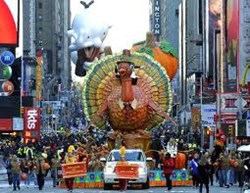 The Manhattan Hotel - An NYC Hotel welcome visitors to the many things to do in New York in November.