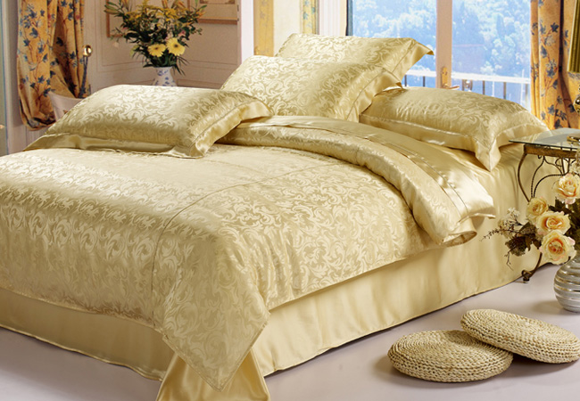 silk-bed-linen-sale-for-thanksgiving-2013-launched-by-lilysilk-com